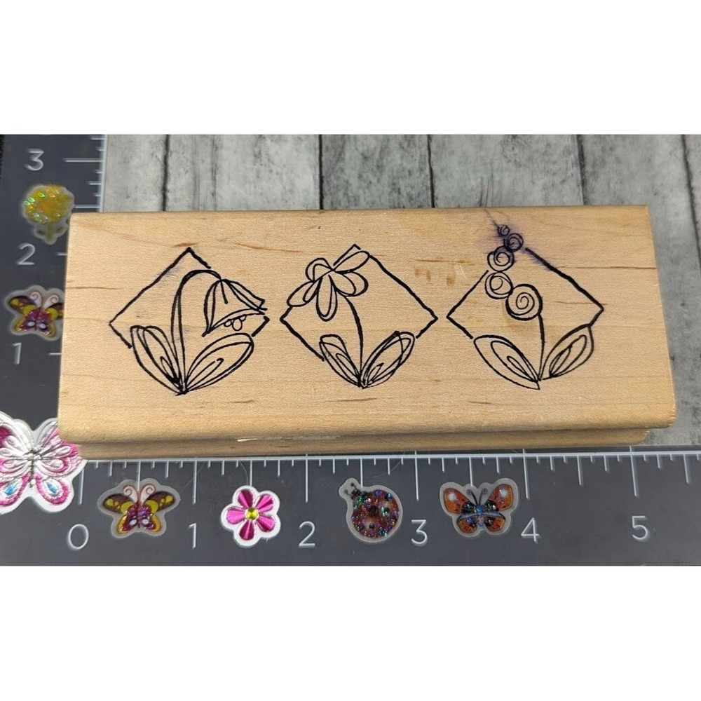 Magenta Trio Flowers Framed Rubber Stamp Wood #F17